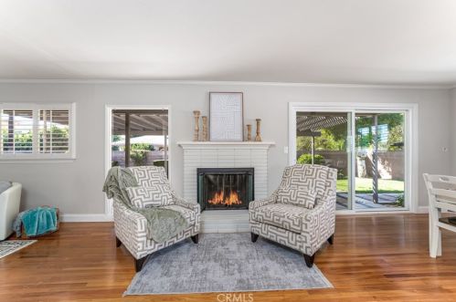 2806 David St, Riverside, CA 92506-4131