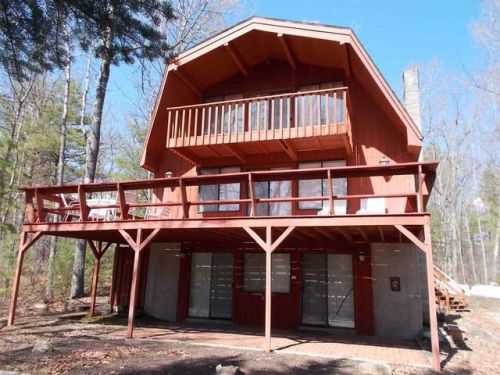 11 Liberty Ln, Freedom, NH 03836-4141
