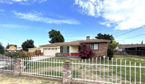 2300 Davis Way, Modesto, CA 95351-4513