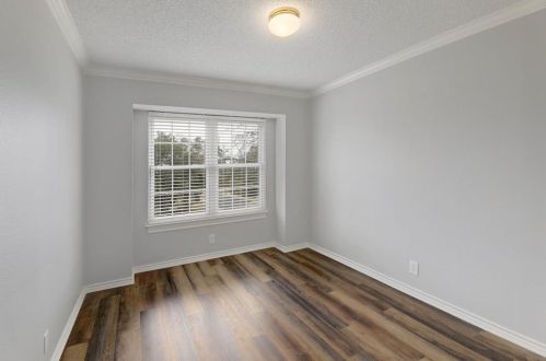 7704 Basil Dr, Austin TX  78750-7930 exterior