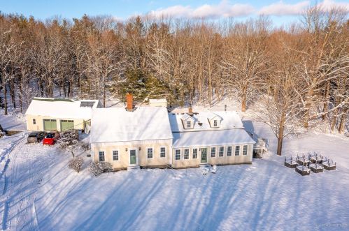 372 Blanchard Road Ext, Cumberland, ME 04021-3212