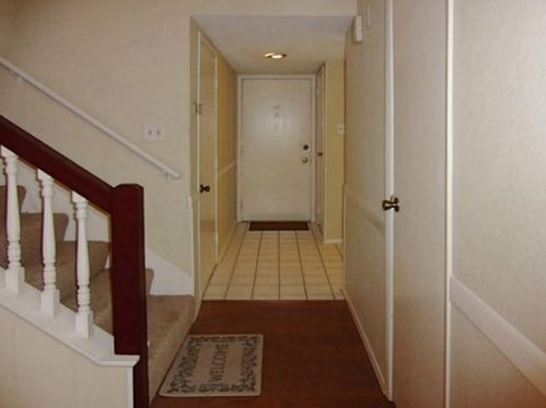 553 Trailcrest Dr, Garland, TX 75043-5634