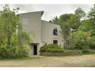 61 Curtis Farm Rd, Wilton, NH 03086-5122