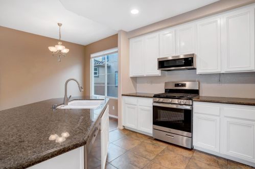 726 Kellogg St, San Marcos CA  92078-7300 exterior