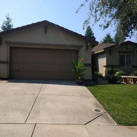 10794 Provincetown Way, Mather, CA 95655-3040