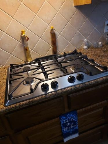 806 Sleepy Holw Dr, Cedar Hill TX 75104-1755 exterior