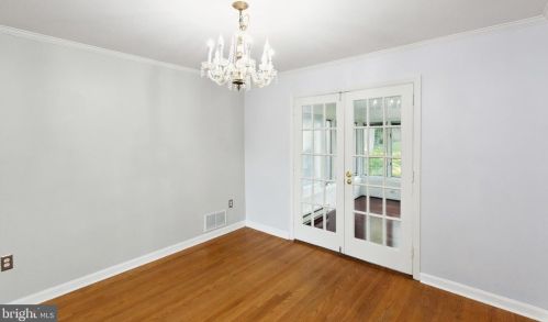 2009 Forest Hill Dr, Silver Spring MD 20903-1532 exterior