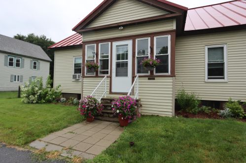 29 Mexico Ave, Mexico, ME 04257-1206