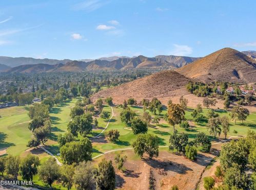 2755 Stearns St, Simi Valley CA 93063-2495 exterior