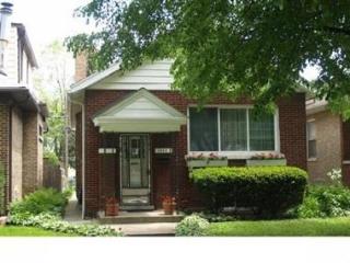 5033 Keeler Ave, Chicago, IL 60630-2715