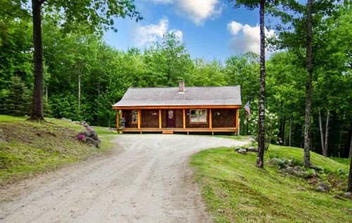 106 Sugarbush Dr, Ellsworth, NH 03223-5513