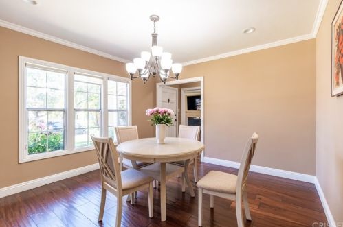 1411 Cleveland Rd, Glendale CA  91202-1414 exterior