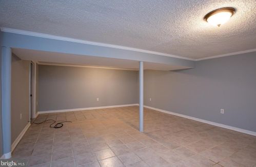 49 Albemarle Ave, Trenton NJ  08638-3501 exterior