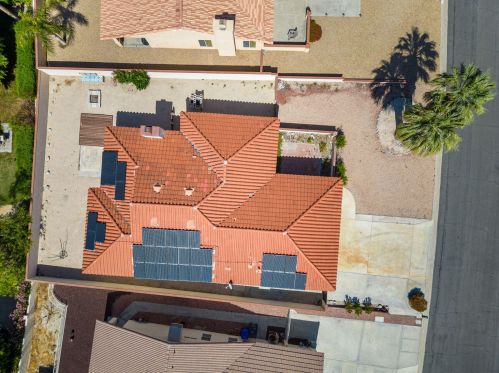 9151 Warwick Dr, Desert Hot Springs, CA 92240-1328