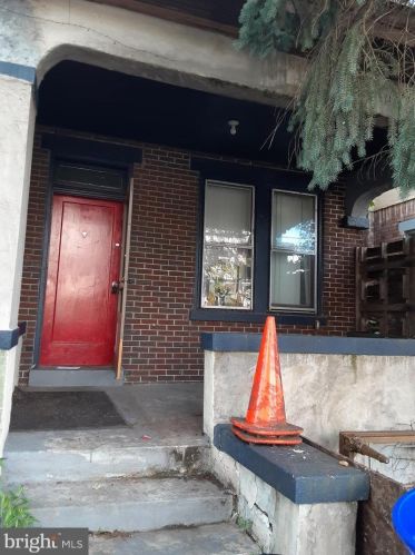 718 18th St, Harrisburg, PA 17103-1505