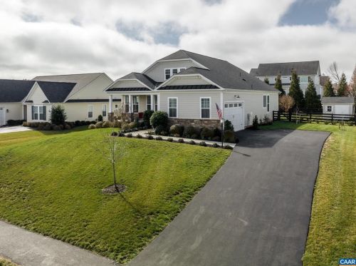 2423 Ferndown Ln, Keswick, VA 22947-9205