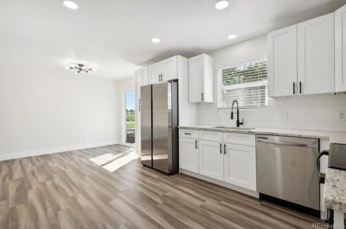 5501 Chandler Ct, Denver CO  80239-4934 exterior