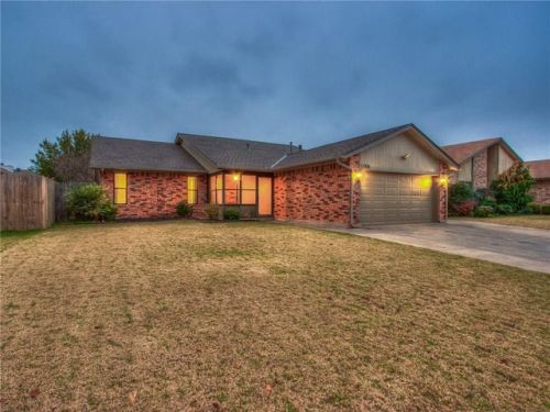 1708 177th St, Edmond, OK 73012-6935