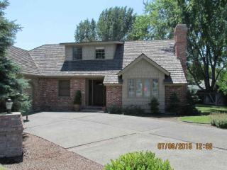 7509 Farm Country Ct, Yakima, WA 98908-5411