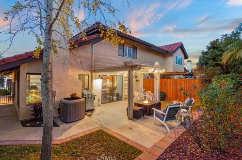 760 Amethyst Ln, Anaheim, CA 92807-4831