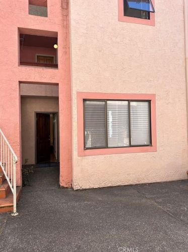 2572 Virginia St, Berkeley, CA 94709-1109
