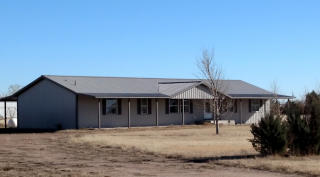 1828 Reinland Dr, Sublette, KS 67877-9700