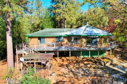 1550 Robbers Ravine Rd, Cape Horn, CA 95713-9482