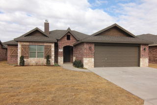 504 6th St, Wolfforth, TX 79382-2921