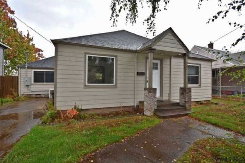 527 Ash St, Lebanon, OR 97355-2620