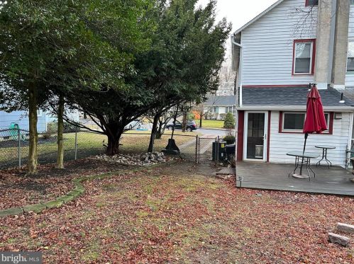 220 Lakeview Ave, Haddonfield NJ  08033-1829 exterior