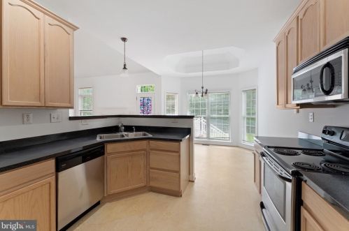 3812 Rapidan Hills Dr, Locust Grove, VA 22508-2266