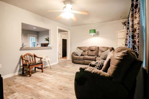 216 Roberts Cut Off Rd, Fort Worth TX  76114-3605 exterior