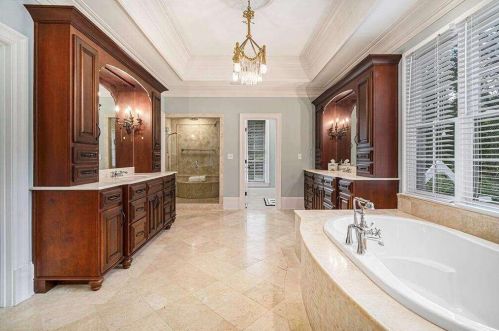 3225 Jett Ferry Ct, Atlanta GA  30350-5415 exterior