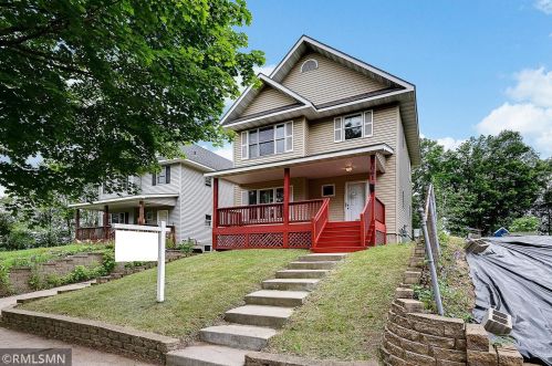 1061 Desoto St, Saint Paul MN  55130-3846 exterior