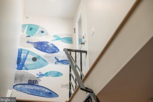 2302 Gordon St, Philadelphia PA 19132-4631 exterior