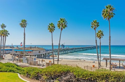 6151 Camino Forestal, San Clemente CA  92673-6403 exterior