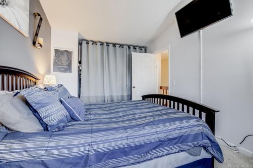 3830 Evanston St, Aurora CO 80014-3920 exterior