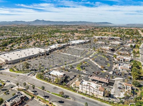 7631 Canberra Way, Riverside CA  92508-6067 exterior