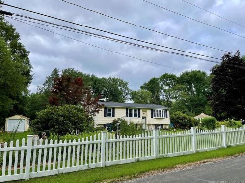 590 Frontage Rd, Killingly, CT 06239-3825