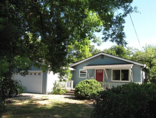 1720 Chapman Pl, Davis, CA 95618-1454
