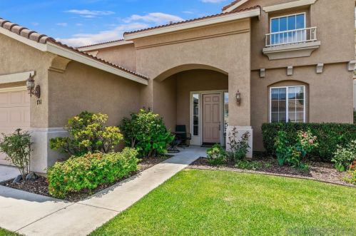 731 Bel Esprit Cir, San Marcos, CA 92069-1167
