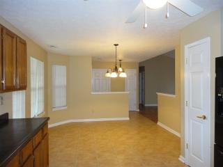 5528 Crown Woods Cir, Indianapolis IN  46224-6168 exterior
