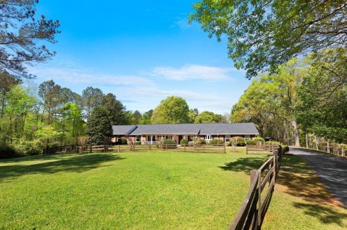 3375 Rowan Rd, Conyers, GA 30094-3450