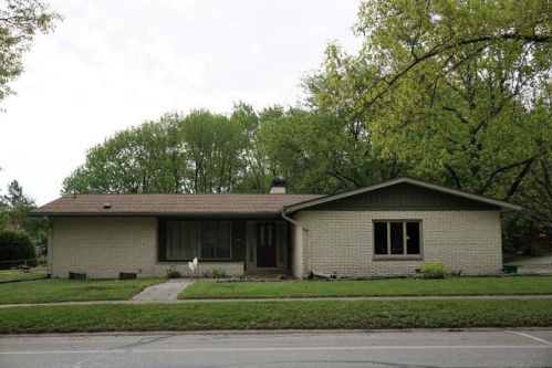 2004 Anderson St, Urbana IL  61801-3402 exterior