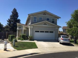 224 Calais Ct, Vacaville CA  95687-7425 exterior