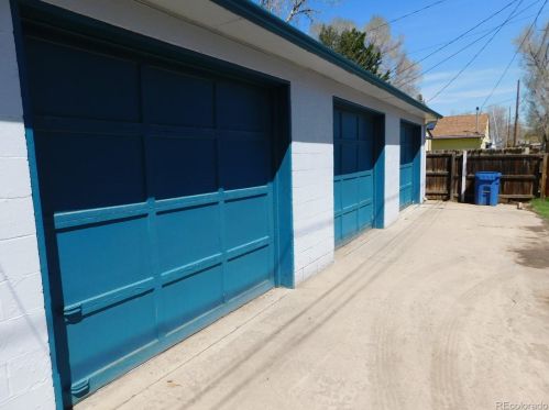 4686 Grant St, Englewood CO 80113-6824 exterior