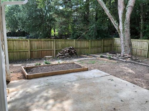 3523 Kennesaw Station Dr, Kennesaw GA  30144-1980 exterior