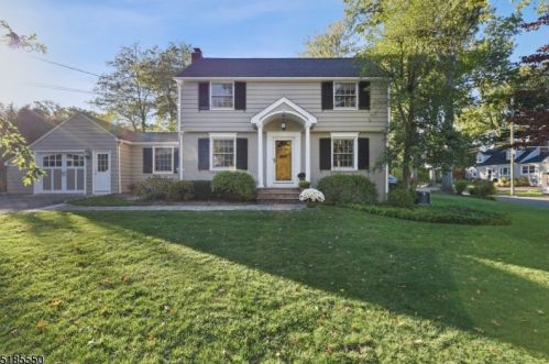 2 Somerset Ave, Chatham Township, NJ 07928-2037