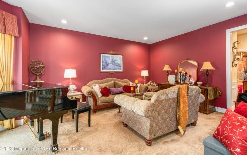 7 Bermet Ct, Tinton Falls NJ 07724-4026 exterior