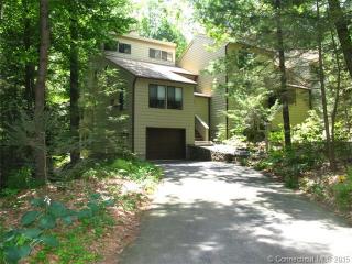 157 Old Farms Rd, Torrington, CT 06790-2240